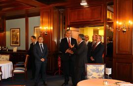 O Presidente do Pestana Hotel Group, Dionísio Pestana, acompanha o Presidente do Governo Regional...