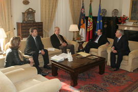 O presidente do Governo Regional dos Açores, Carlos César, recebe os membros da Direção Regional ...