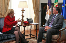 A Embaixadora do Canadá, Heidi Kutz, em audiência, com o presidente do Governo Regional