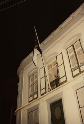 Bandeira dos Açores hasteada no Palácio da Conceição