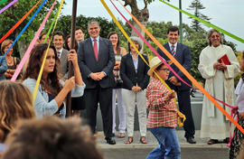 O presidente do Governo Regional assiste às festividades, aquando da inauguração da creche do Cen...